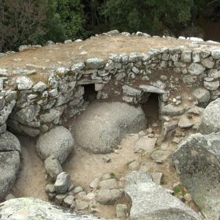 Balade Journée Alta Rocca J2 : A la découverte des sites de l\\'âge du bronze Les balades de Paul 